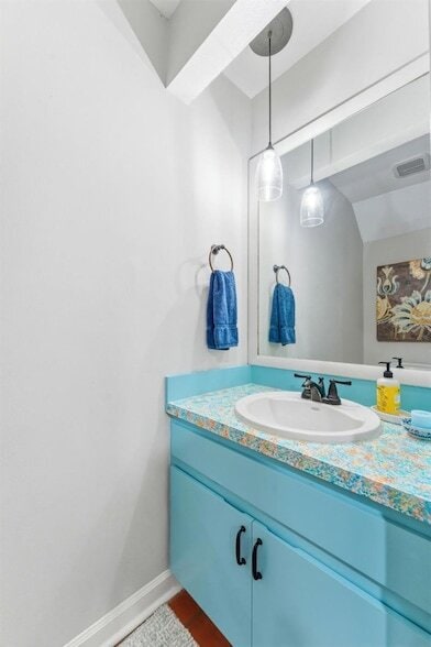 Building Photo - 2979 W Knights Ave