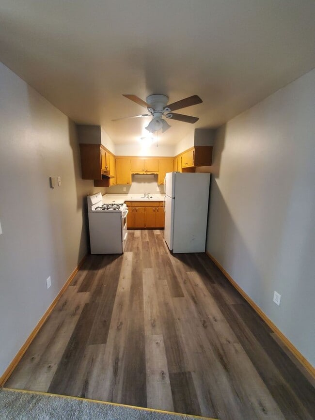 Building Photo - 7343 N Teutonia Ave