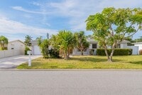 Building Photo - 115 Sea Park Blvd