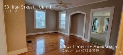 Building Photo - Spacious 1 Bedroom Apartment Near Downtown...