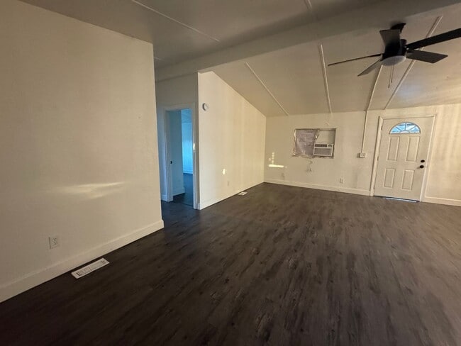 Building Photo - New Rental Home