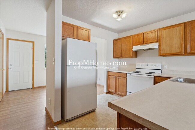Building Photo - Cozy Two Bedroom Home in SE Portland!