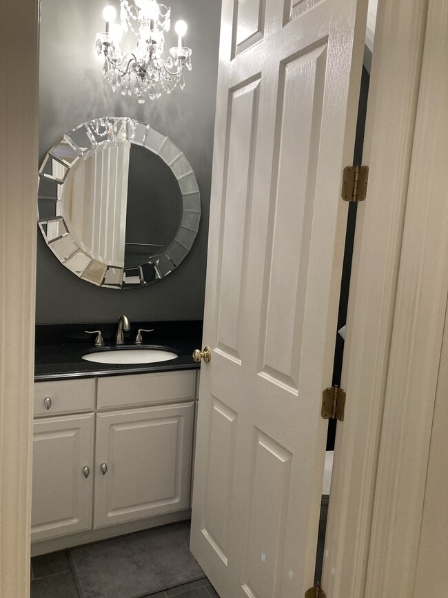 Building Photo - 41645 Copper Creek Dr