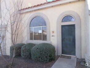 Building Photo - West Ironwood Hill Dr & Greasewood Rd 2/2