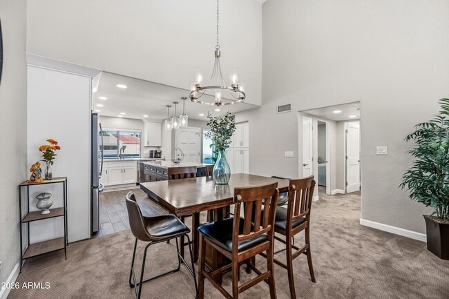 Building Photo - 7340 N Vía Camello Del Norte