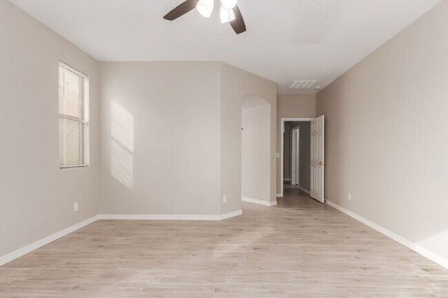 Building Photo - 17067 W Young St