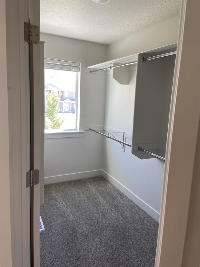 Building Photo - 445 S 1540 E