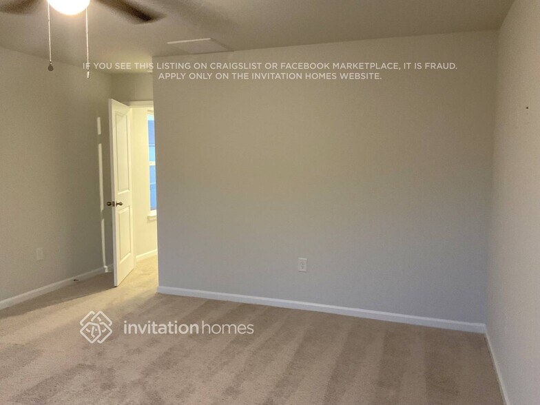 Building Photo - 3972 Zepelin Wy