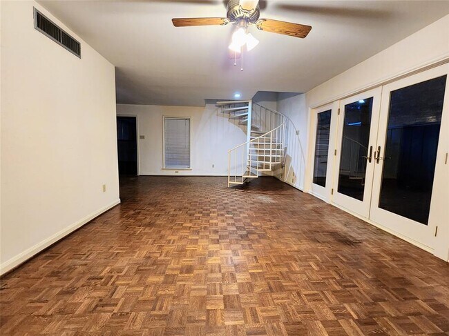 Building Photo - 12 Kings Row