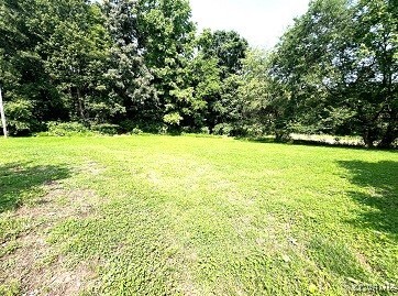 Building Photo - 15740 Redmore Ln