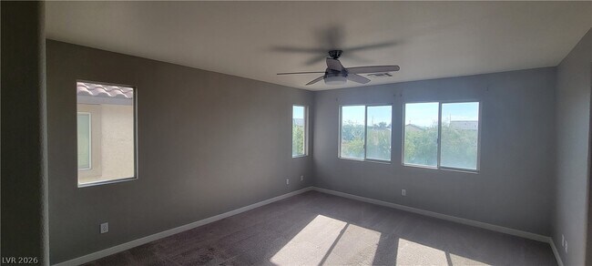 Building Photo - 1161 Maple Pines Ave