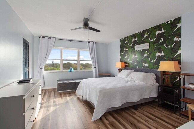 Building Photo - beautifully Furnished 1 Bedroom, 1 Bath, Walk-in Closets in both bedrooms. with a community Heate...