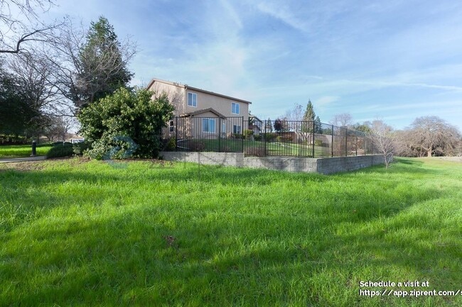 Building Photo - 681 Ringneck Ct