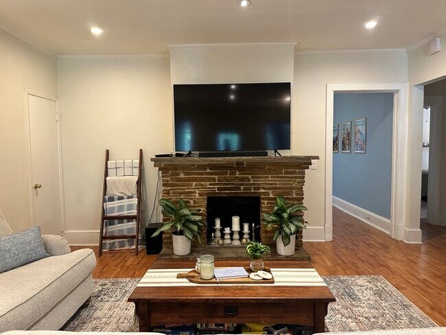 Building Photo - 735 Ponce De Leon Ct NE