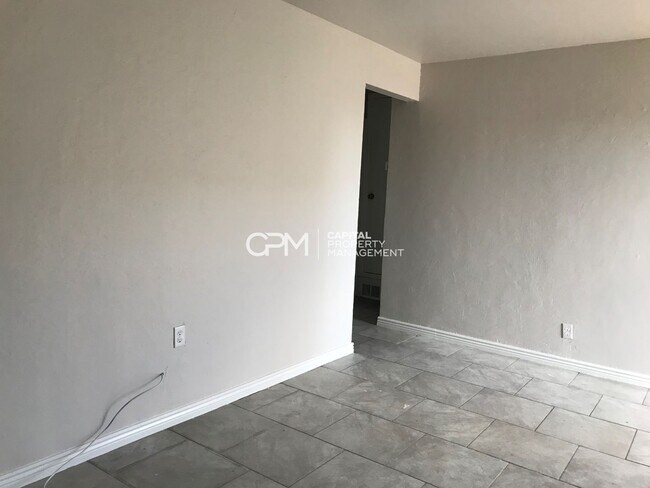 Building Photo - 3065 S 9100 W