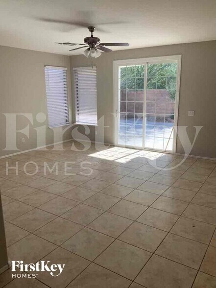 Building Photo - 12563 W Osborn Rd