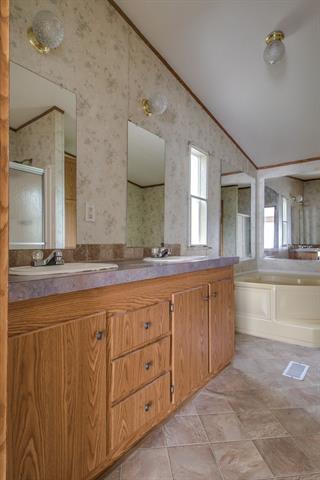 Building Photo - 6527 Blue Water Ct