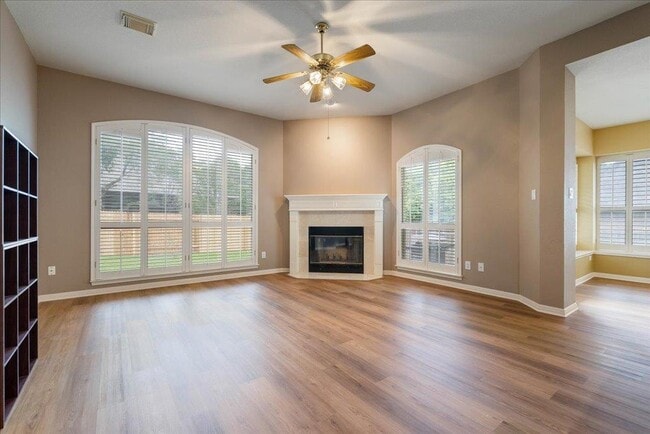 Building Photo - 1414 Dapplegrey Ln
