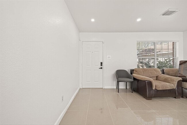 Building Photo - 15707 Crooked Arrow Dr