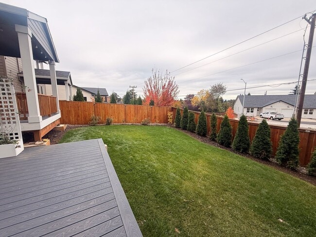 Building Photo - 5590 Mountain Quail Dr S