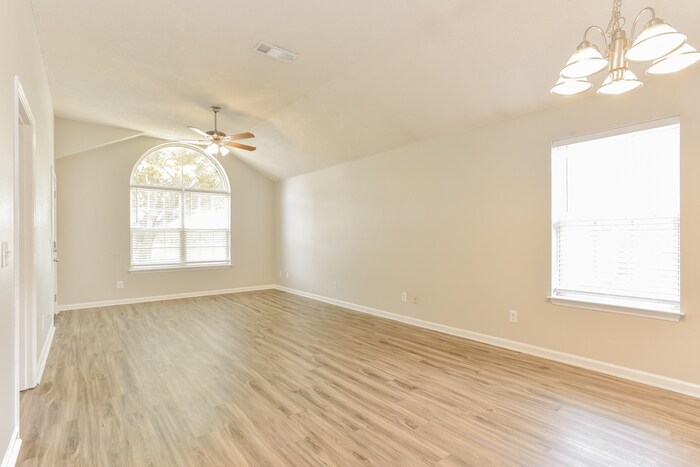 Building Photo - 496 Cedar Park Cir