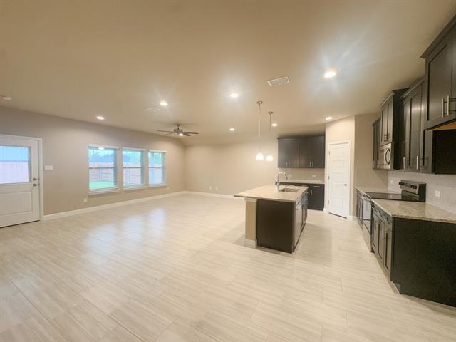Building Photo - 1401 Speers Dr