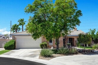Building Photo - AVAILABLE NOW!! GORGEOUS 3 Bedroom 2 Bathroom Home in Indio!