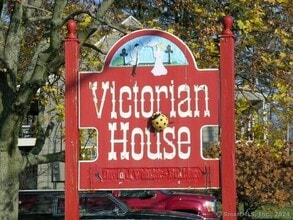 Building Photo - 24 West Rd