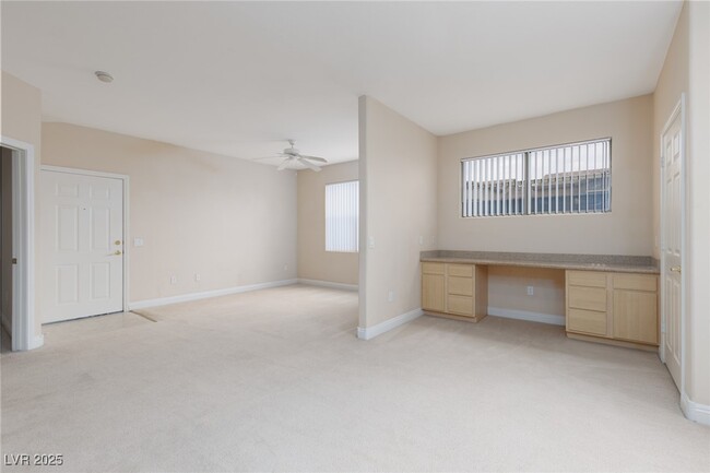 Building Photo - 8000 W Badura Ave