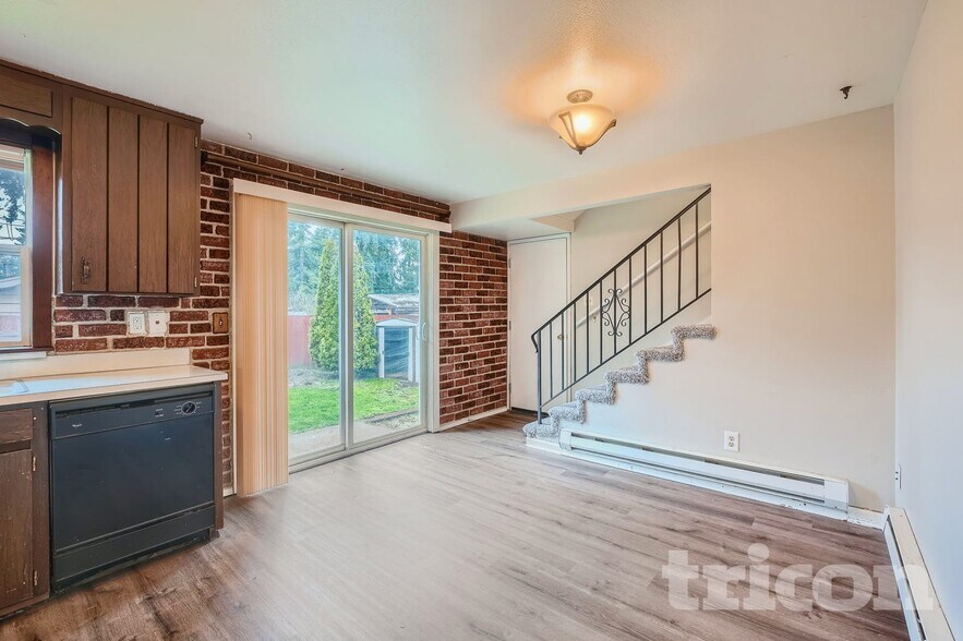 Building Photo - 2914 Forest Rim Ct S