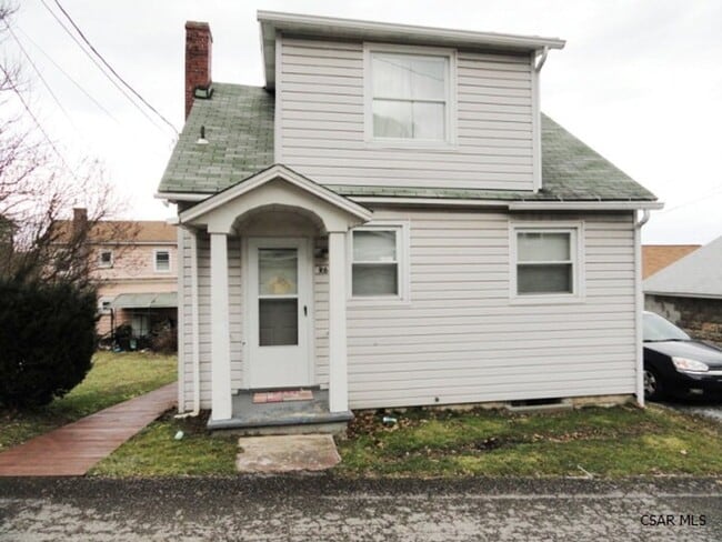 Primary Photo - Aguilar - 660-R660- Russell Avenue