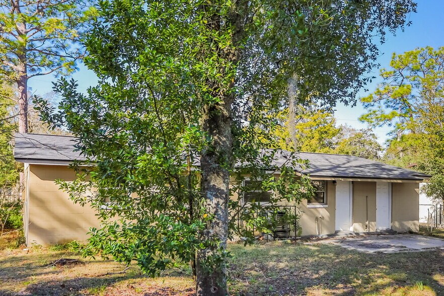 Building Photo - 126 Aries Dr