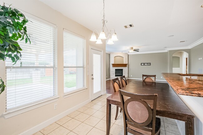 Building Photo - 25923 Celtic Terrace Dr