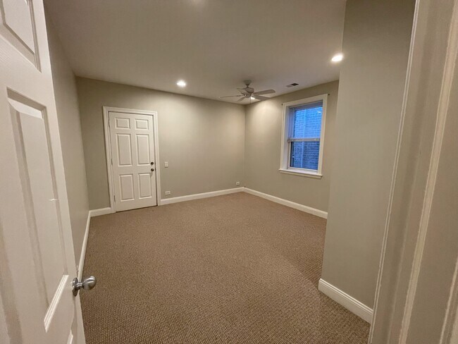 Ceilings are painted throughout. - 3650 N Oakley Ave