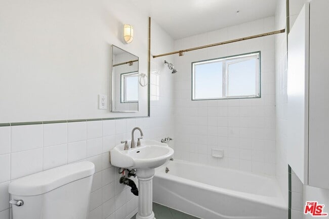 Building Photo - 4100 Wade St