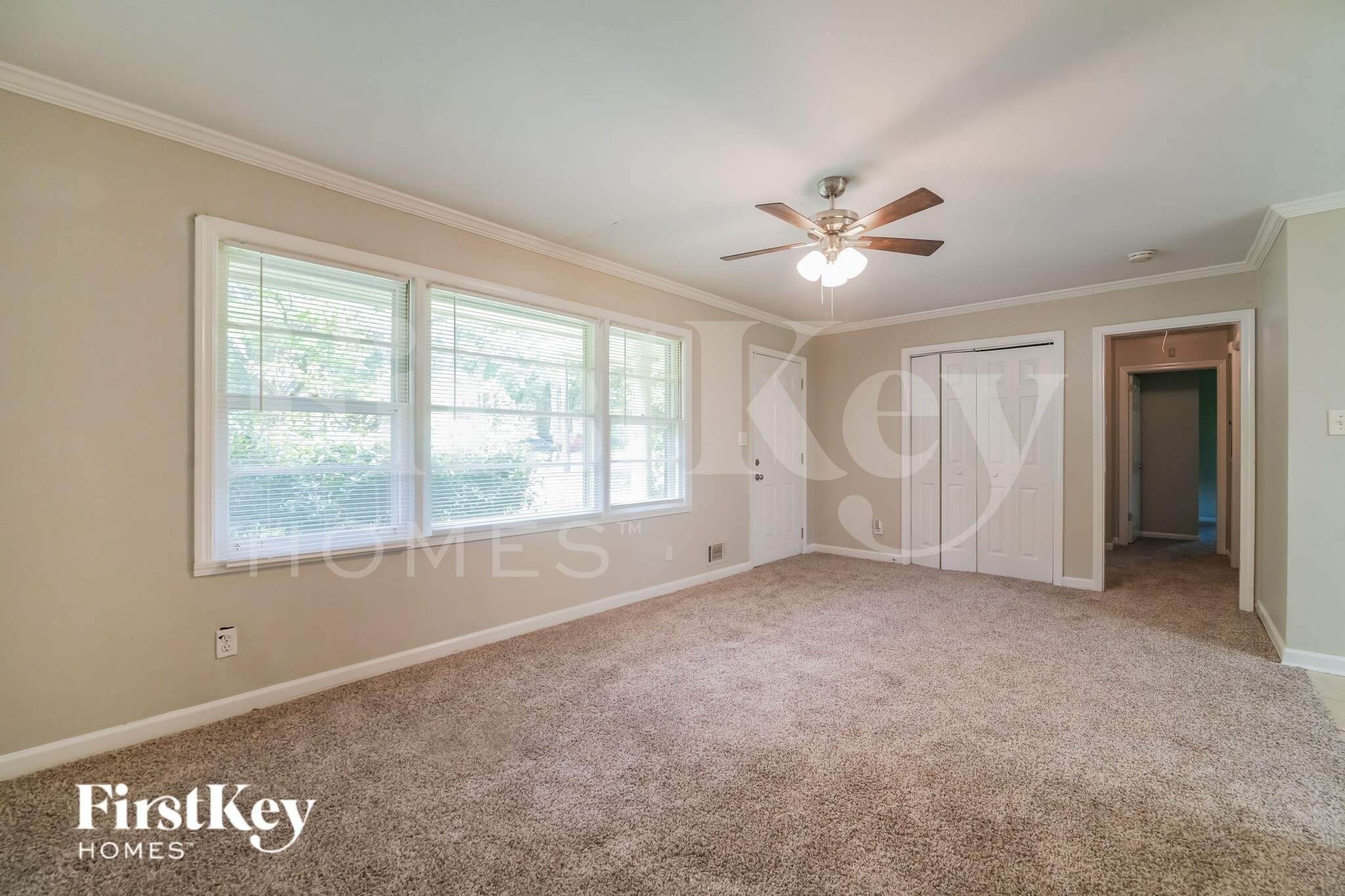 Building Photo - 1098 Holly Cir