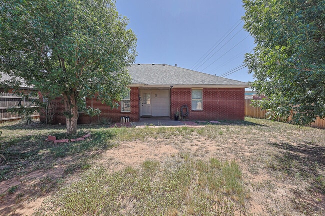 Building Photo - 9708 Aberdeen Ave