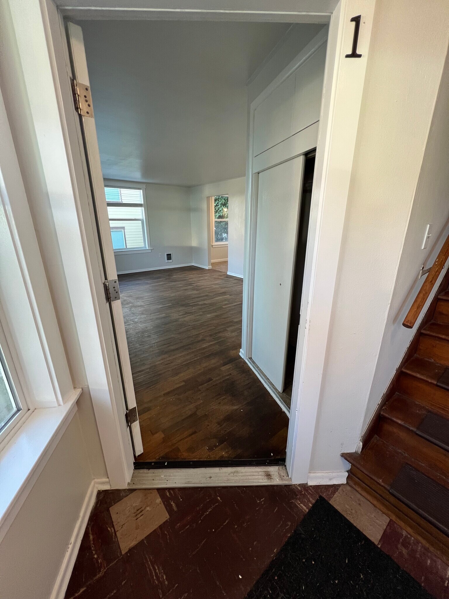 Entry way - 620 6th Ave