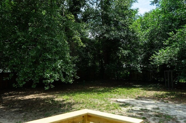 Building Photo - 3336 Oakridge Dr