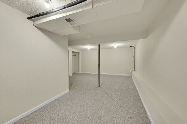 Building Photo - $3,100 - 3 Bed, 2.5 Bath Home in Littleton...