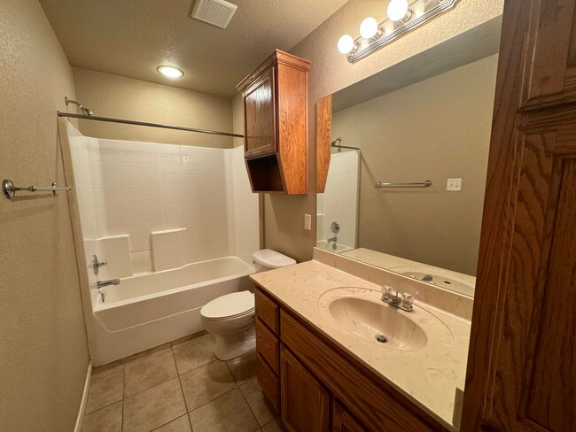 Building Photo - 1213 Powder River Dr