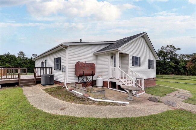 Building Photo - 5930 Farmers Dr