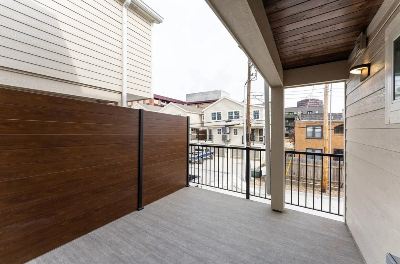 Building Photo - 4462 Broadway Blvd