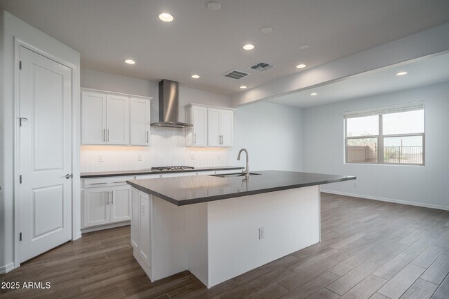 Building Photo - 9036 S 169th Dr