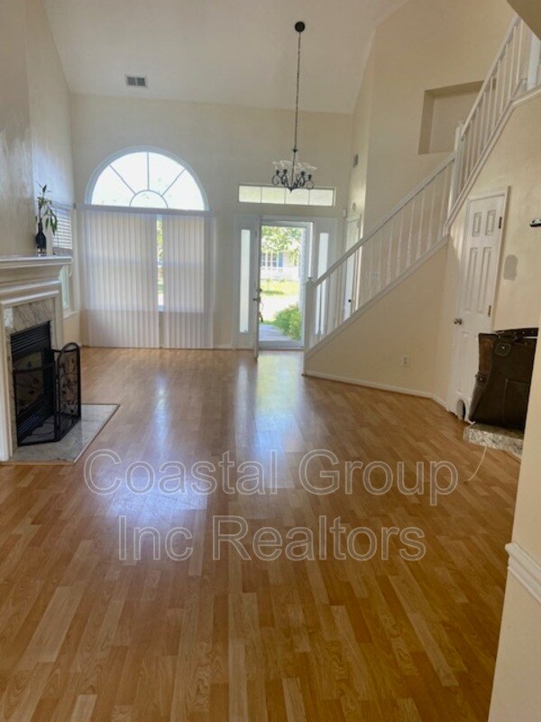 Building Photo - 3740 Purebred Dr