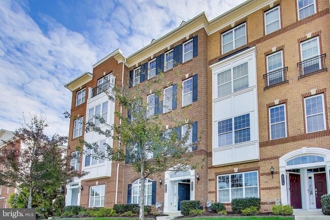 Building Photo - 23516 Hopewell Manor Terrace