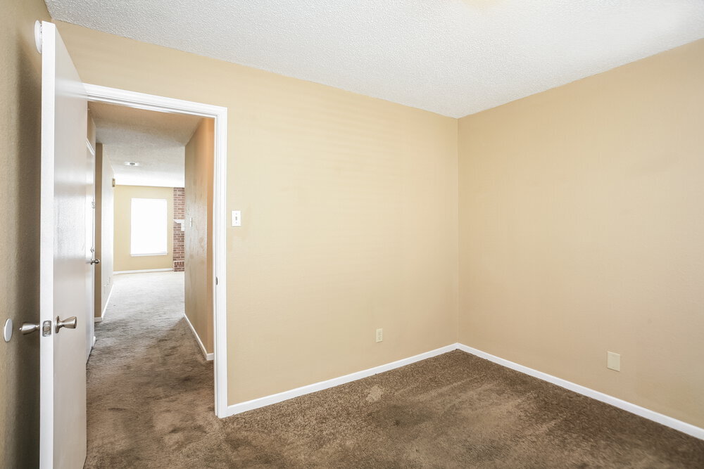 Building Photo - 5768 N Peppereel Way