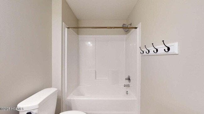 Building Photo - 215 Purple Martin Dr