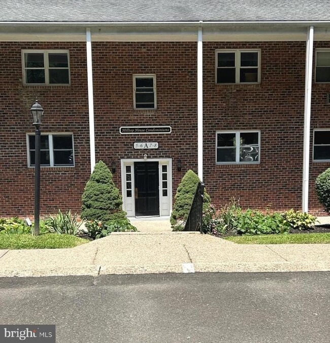 Building Photo - 333 Lacey Ave