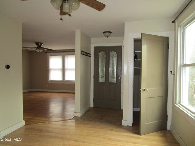 Building Photo - 1303 8th Ave